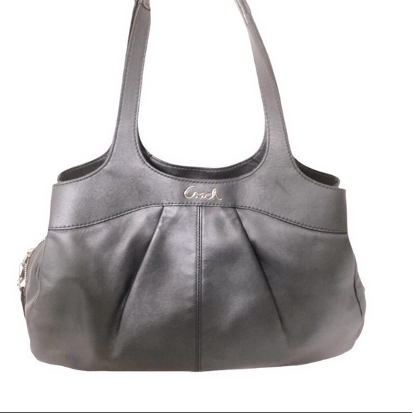 👛 COACH 👛 pearl blue bag